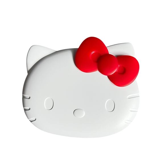 Impressions for Hello Kitty Wireless Charging Compact Mirror White - Picture 7 of 10